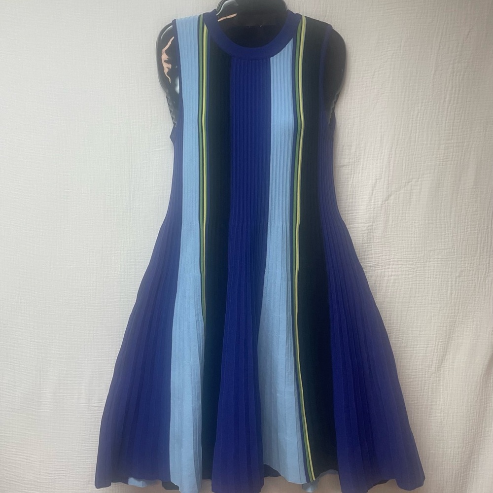 Scoop Pleated Multicolor Striped Knit Sleeveless Cocktail Dress, Sz M! 🍁 - Picture 2 of 9